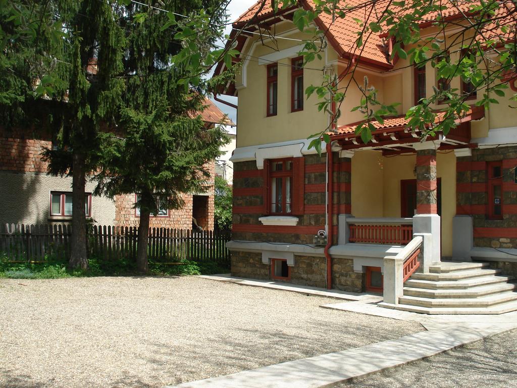Pensiunea Micsunica Синая Экстерьер фото